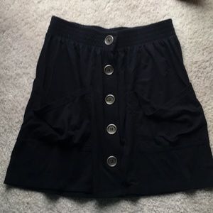 Black button up skirt w/ pockets🖤
